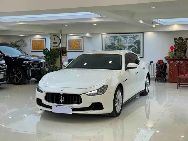 MASERATI GHIBLI