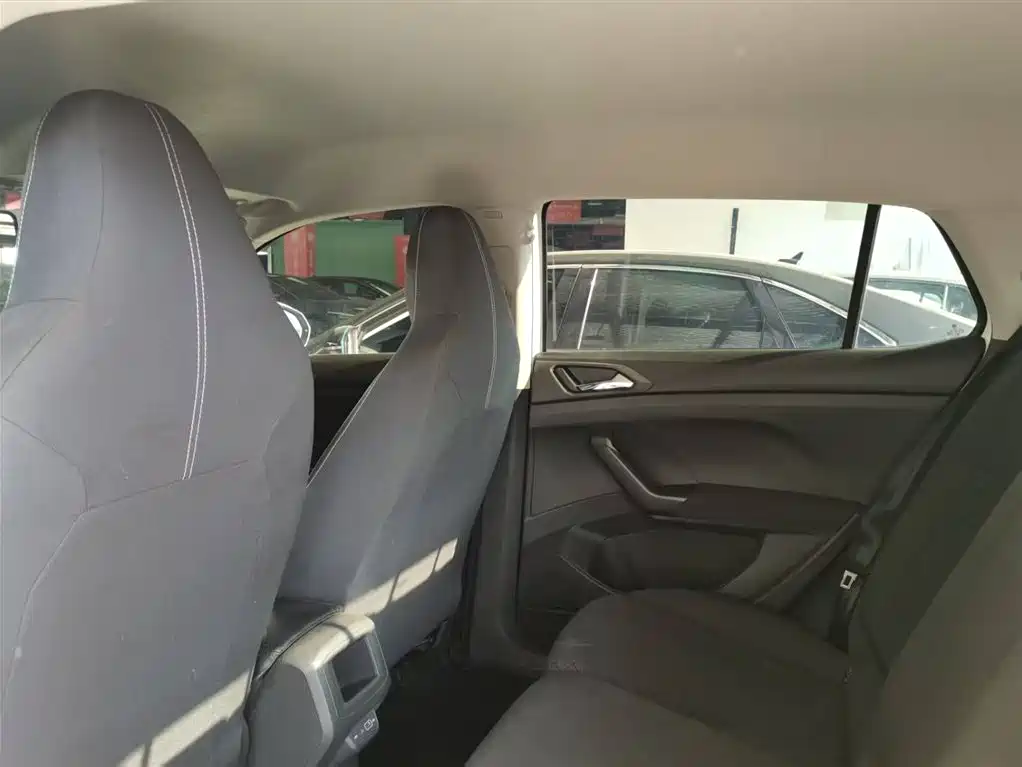 Volkswagen T-Cross 2023 1.5L Automatic Trend Edition фото 7