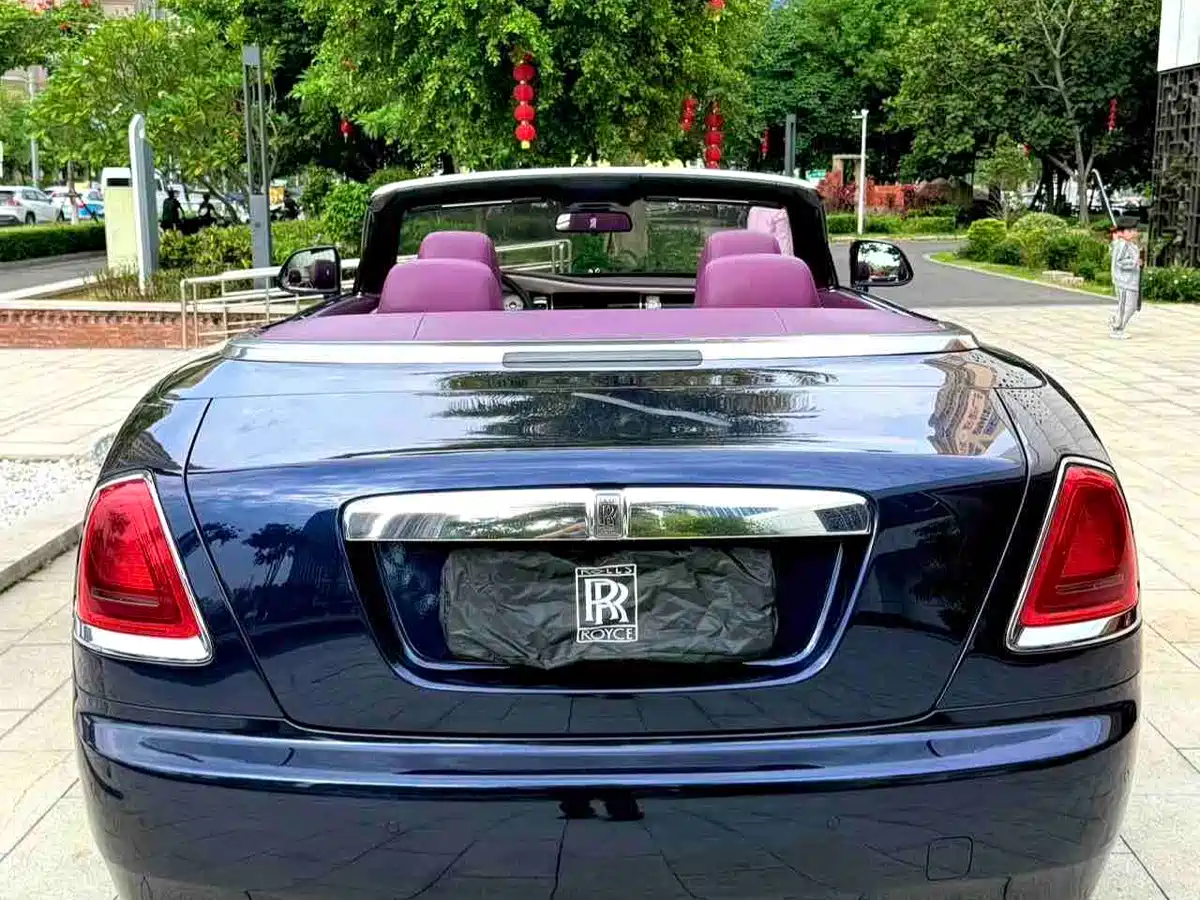 Rolls-Royce Dawn 2018 6.6T Standard фото 17