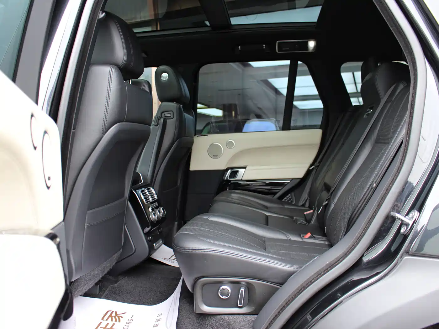 Land Rover Range Rover 2016 3.0 SC V6 Vogue фото 7