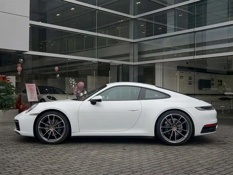 Porsche 911 2023 Carrera 3.0T фото 4
