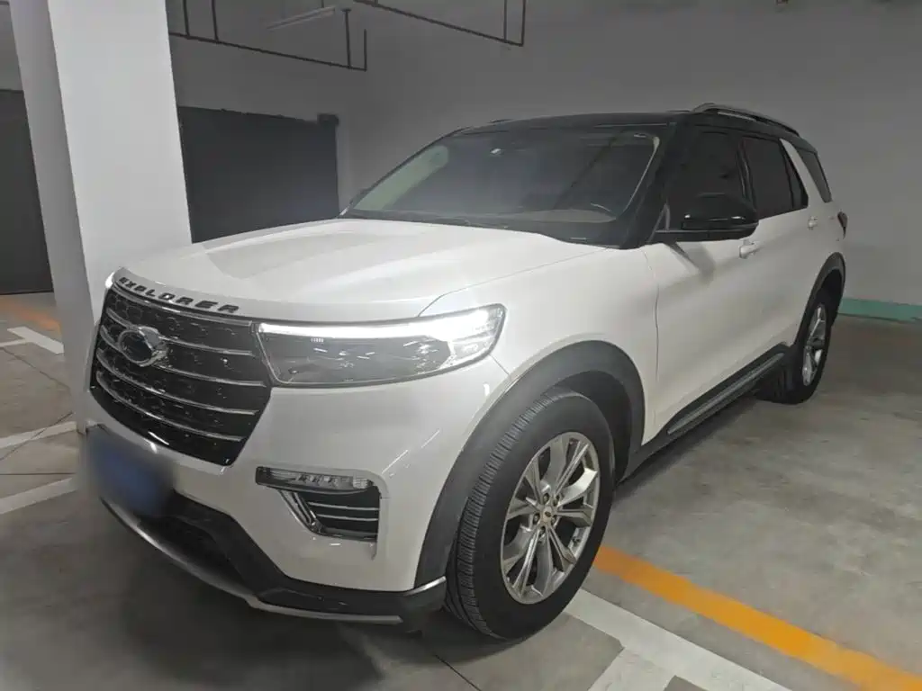 Фото 2 - Ford Explorer