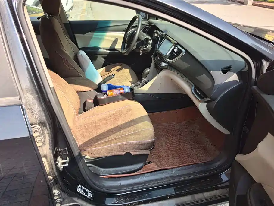 Buick Excelle 2015 15N Automatic Progressive фото 7