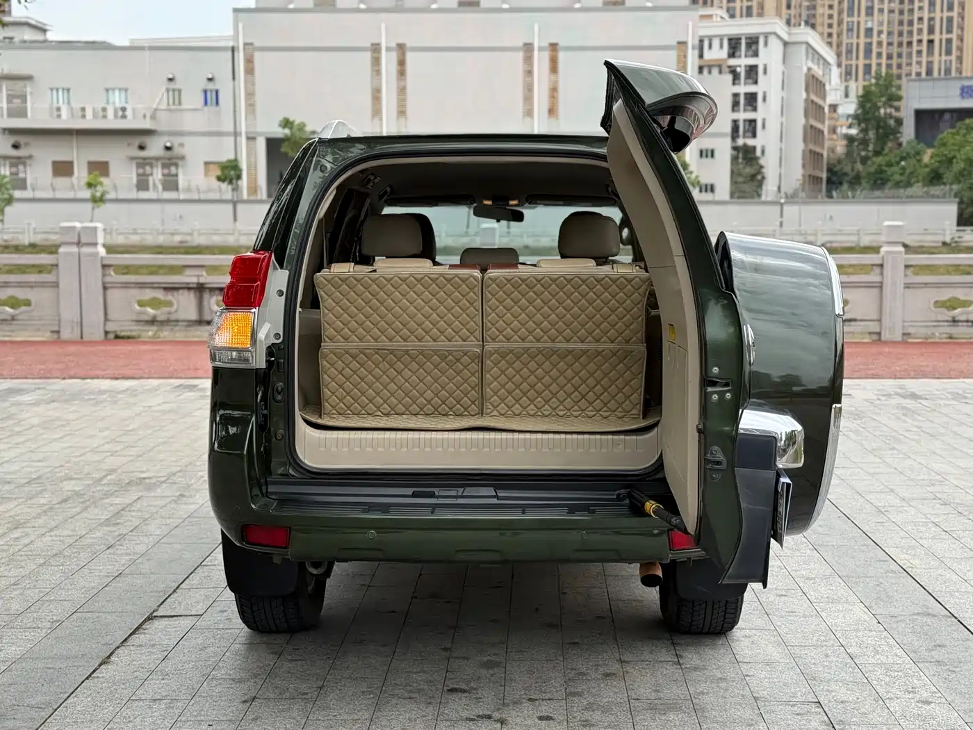 Toyota Prado (Import) 2010 2.7L Auto Luxury фото 9