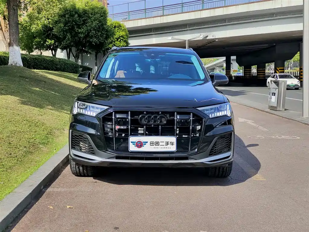 Audi Q7 2024 55 TFSI quattro S line Sport фото 2