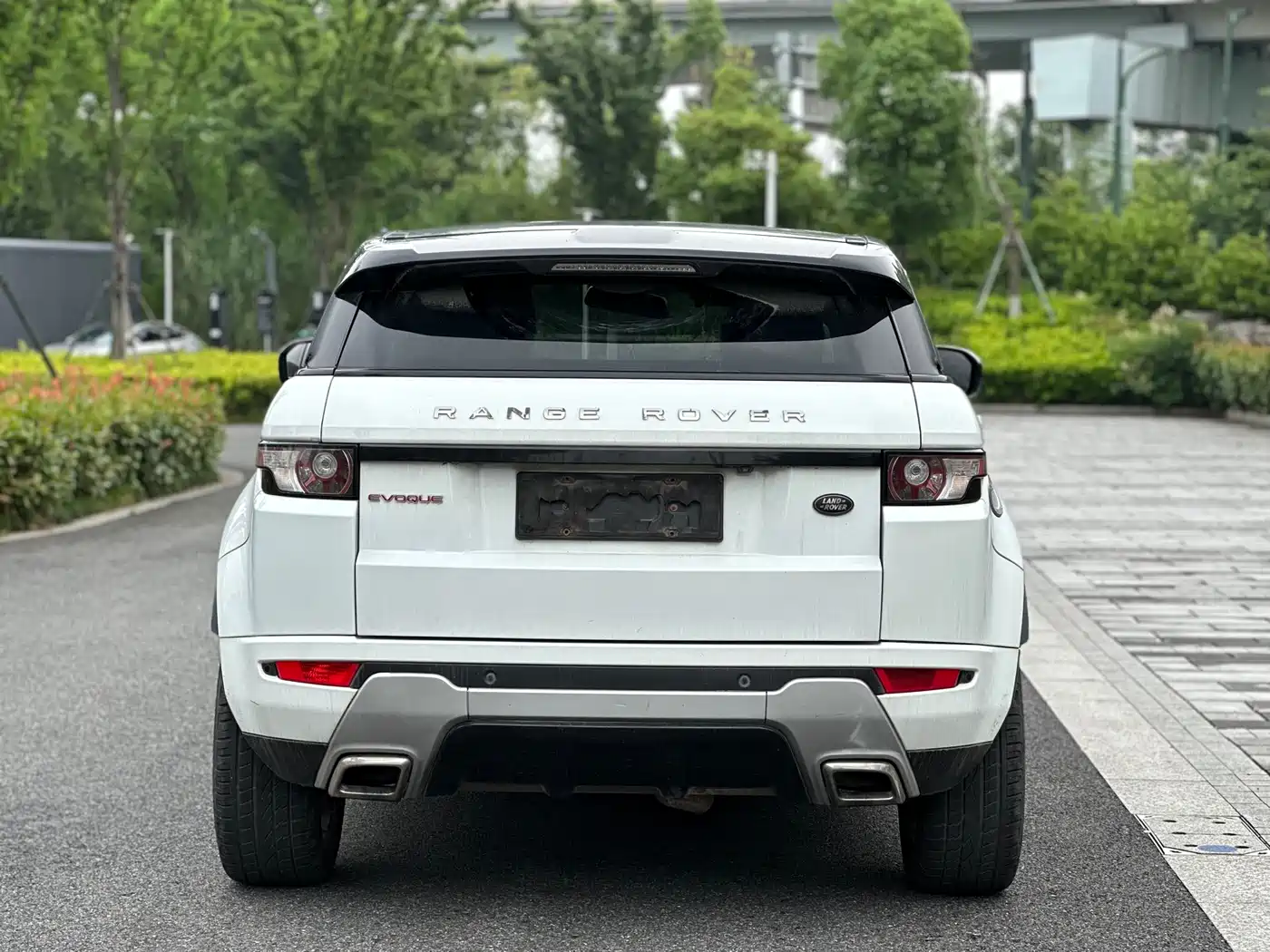 Land Rover Range Rover Evoque (Import) 2013 2.0T 5-door Dynamic Edition фото 5