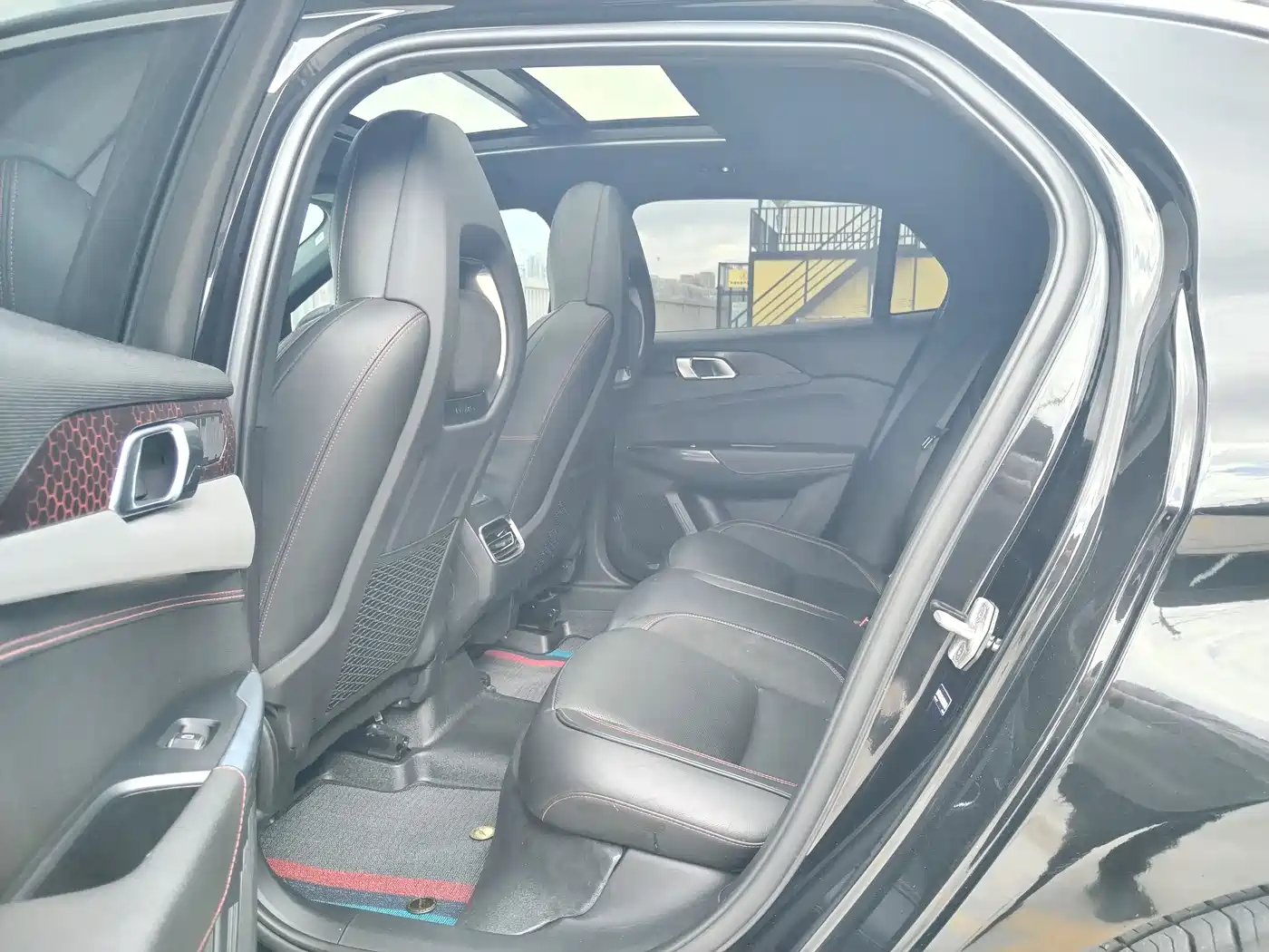 Lynk & Co 03 2018 1.5TD DCT Power Pro Version China V фото 19