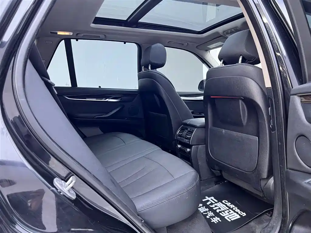 BMW X5 (Import) 2014 xDrive35i Leading фото 19