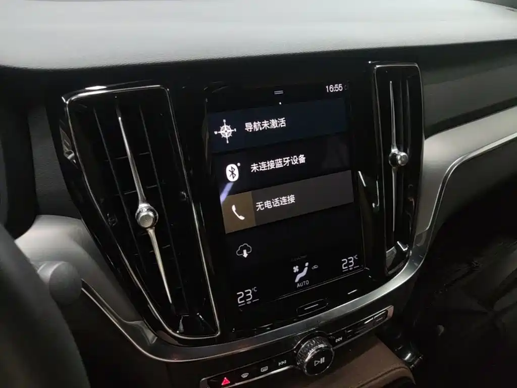 Volvo S60 Plug-in Hybrid 2021 2022 T8 E-AWD Hybrid Intelligent Luxury Edition
