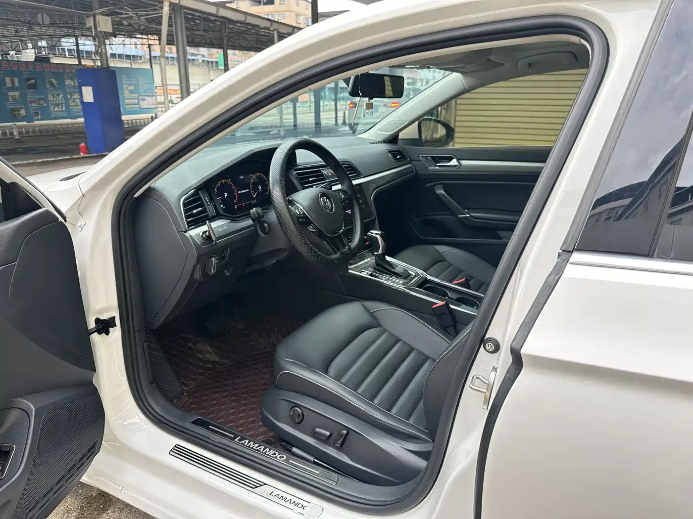Volkswagen Lamando 2021 280TSI DSG Comfort Edition фото 9