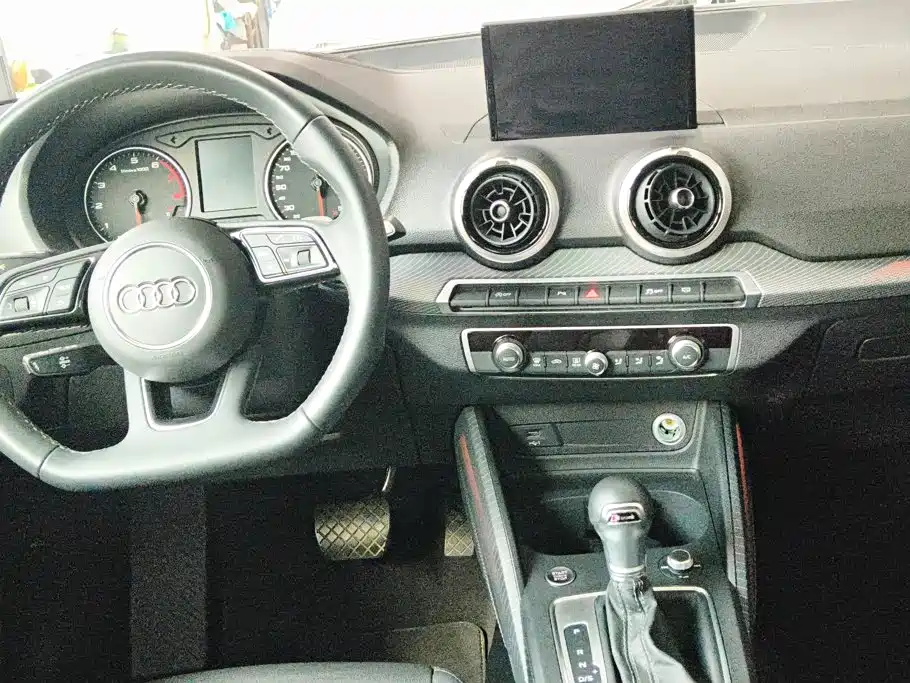 Audi Q2L 2024 2023 35TFSI Progressive Dynamic