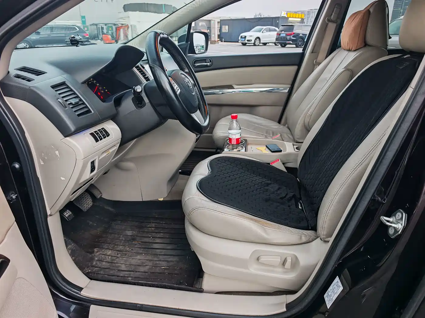 Mazda 8 2014 2013 2.5L Supreme Edition