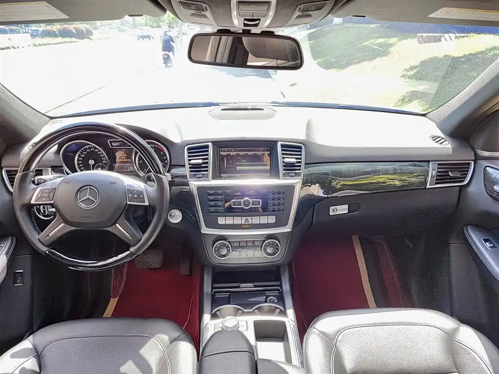 Mercedes-Benz M-Class фото 10