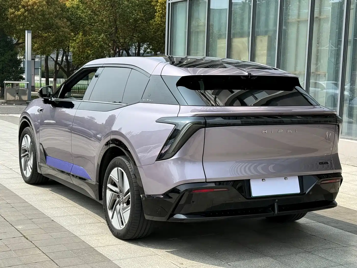 HiPhi GAO HE HIPHI Y