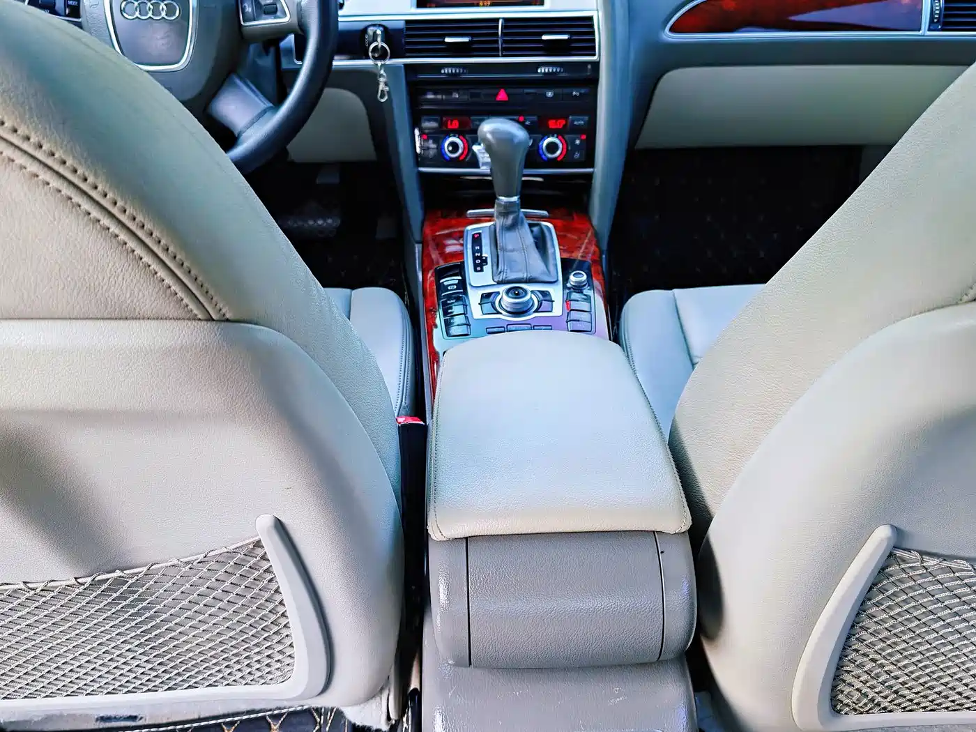 Audi A6L 2010 2010 2.4L Luxury