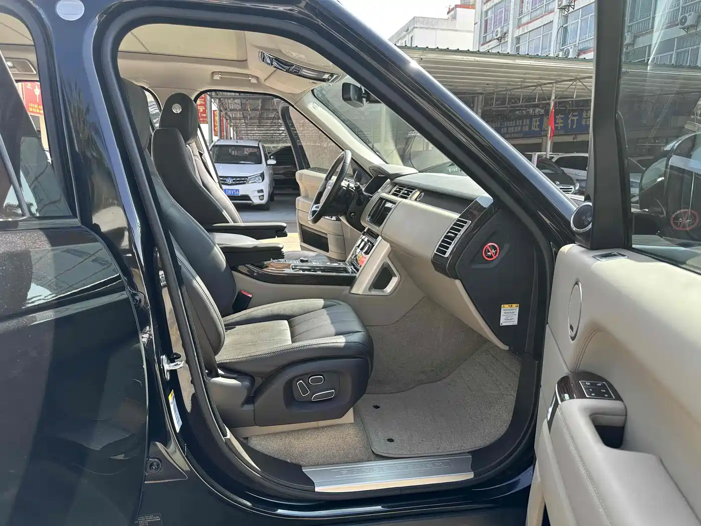 Land Rover Range Rover 2014 3.0 SC V6 Vogue фото 9