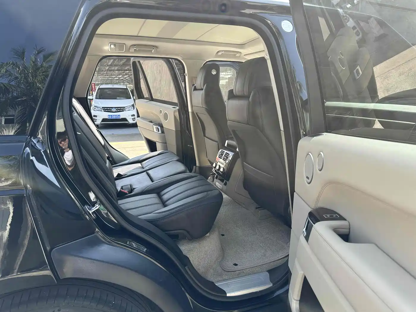 Land Rover Range Rover 2014 3.0 SC V6 Vogue фото 12