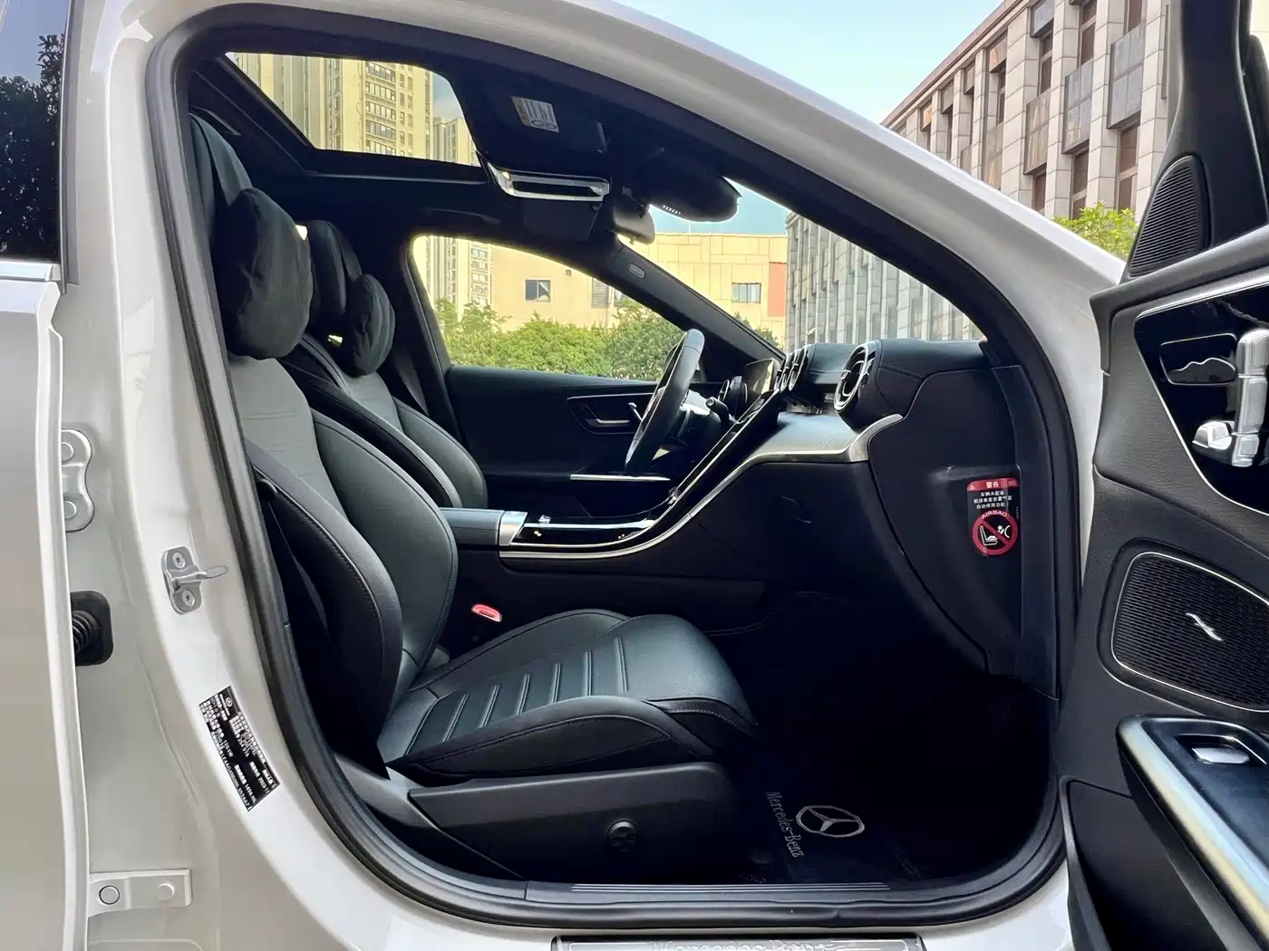Mercedes-Benz C-Class 2024 Facelift C 200 L Sport фото 21