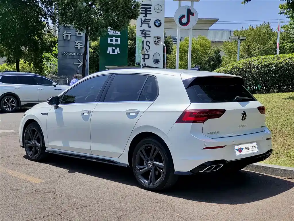 Volkswagen Golf 2021 280TSI DSG R-Line фото 4
