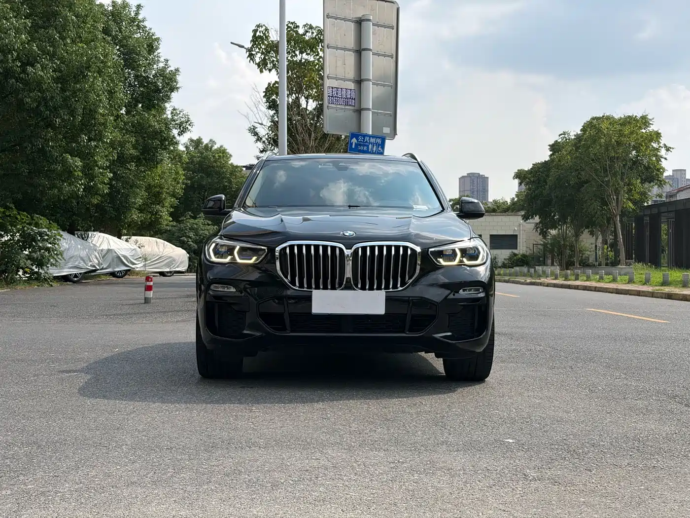 Photo 2 - BMW X5 (Import)