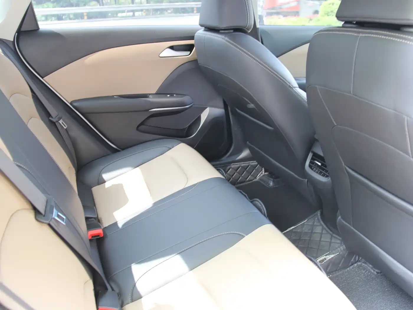 Chevrolet Monza 2022 320 Automatic Enjoyment Sunroof Edition фото 11