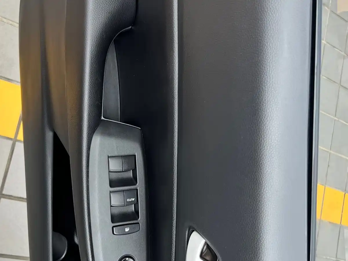 Honda Fit 2023 2022 1.5L CVT Trend Sunroof Edition