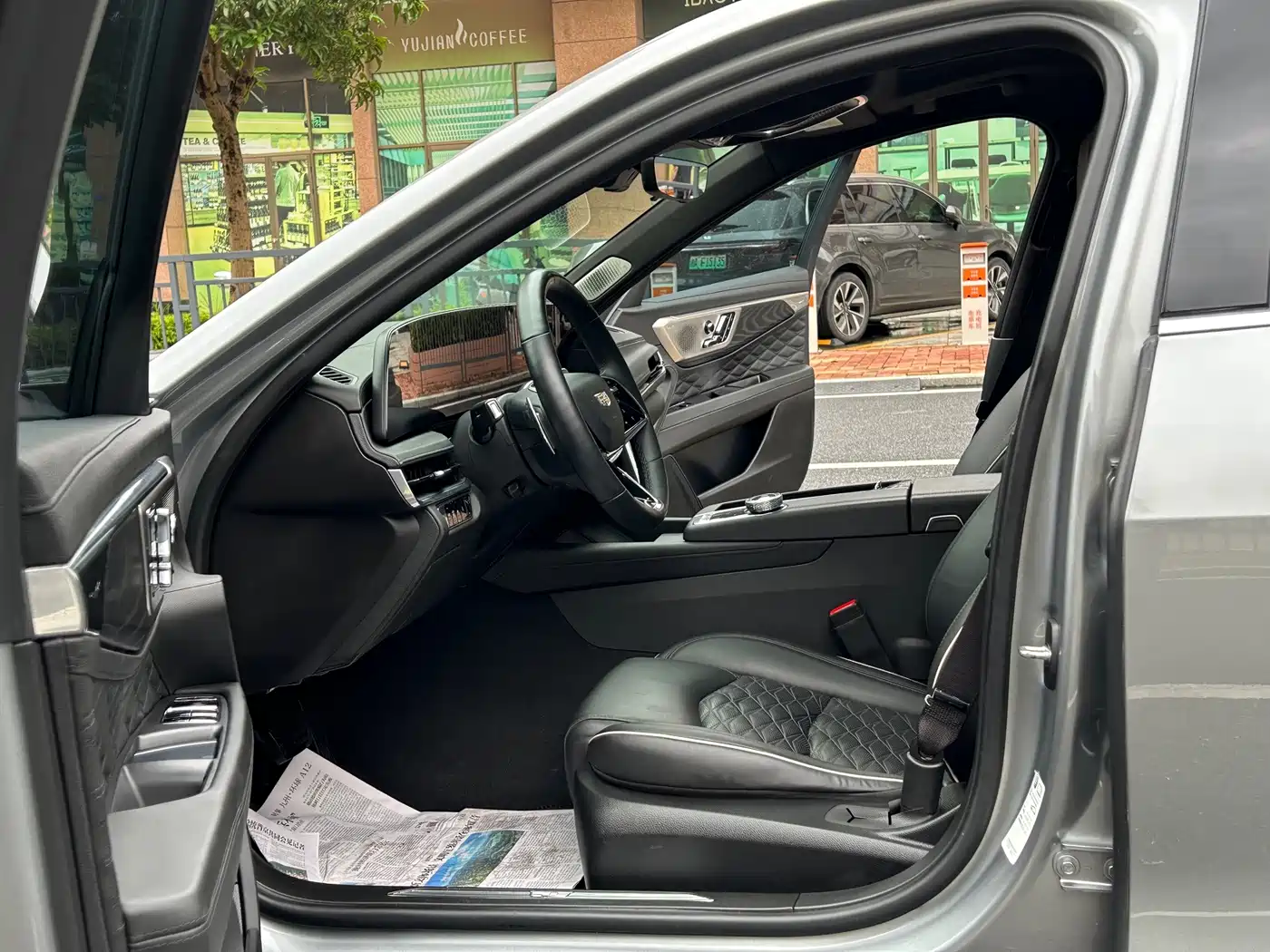 Cadillac CT6 2024 2023 28T Premium Model