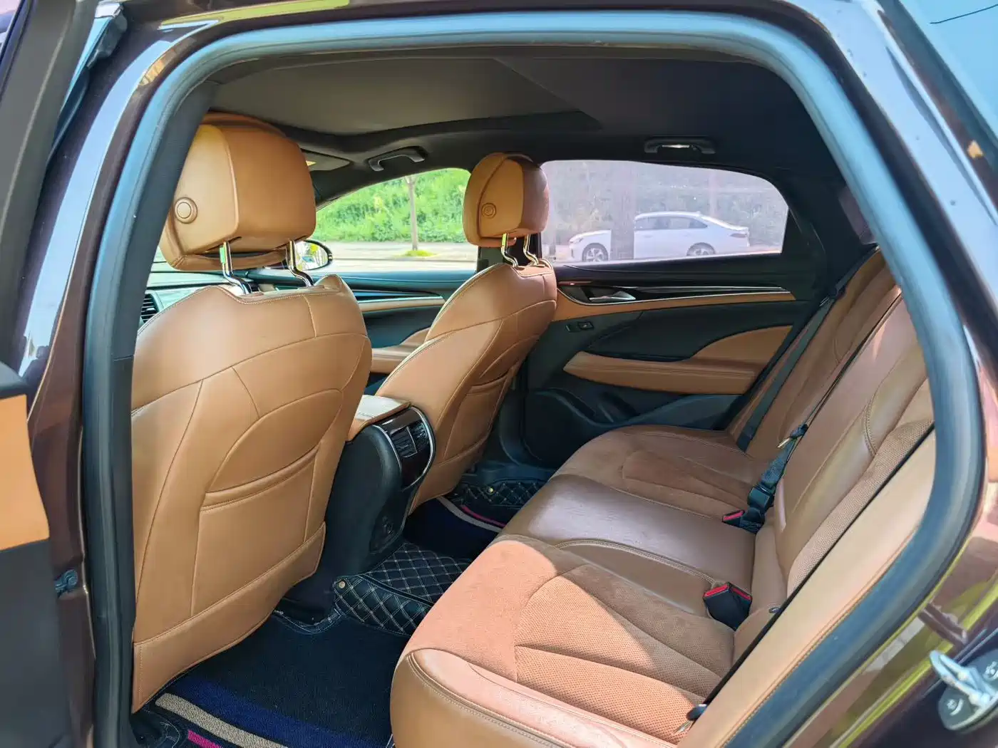 Фото 5 - Buick LaCrosse