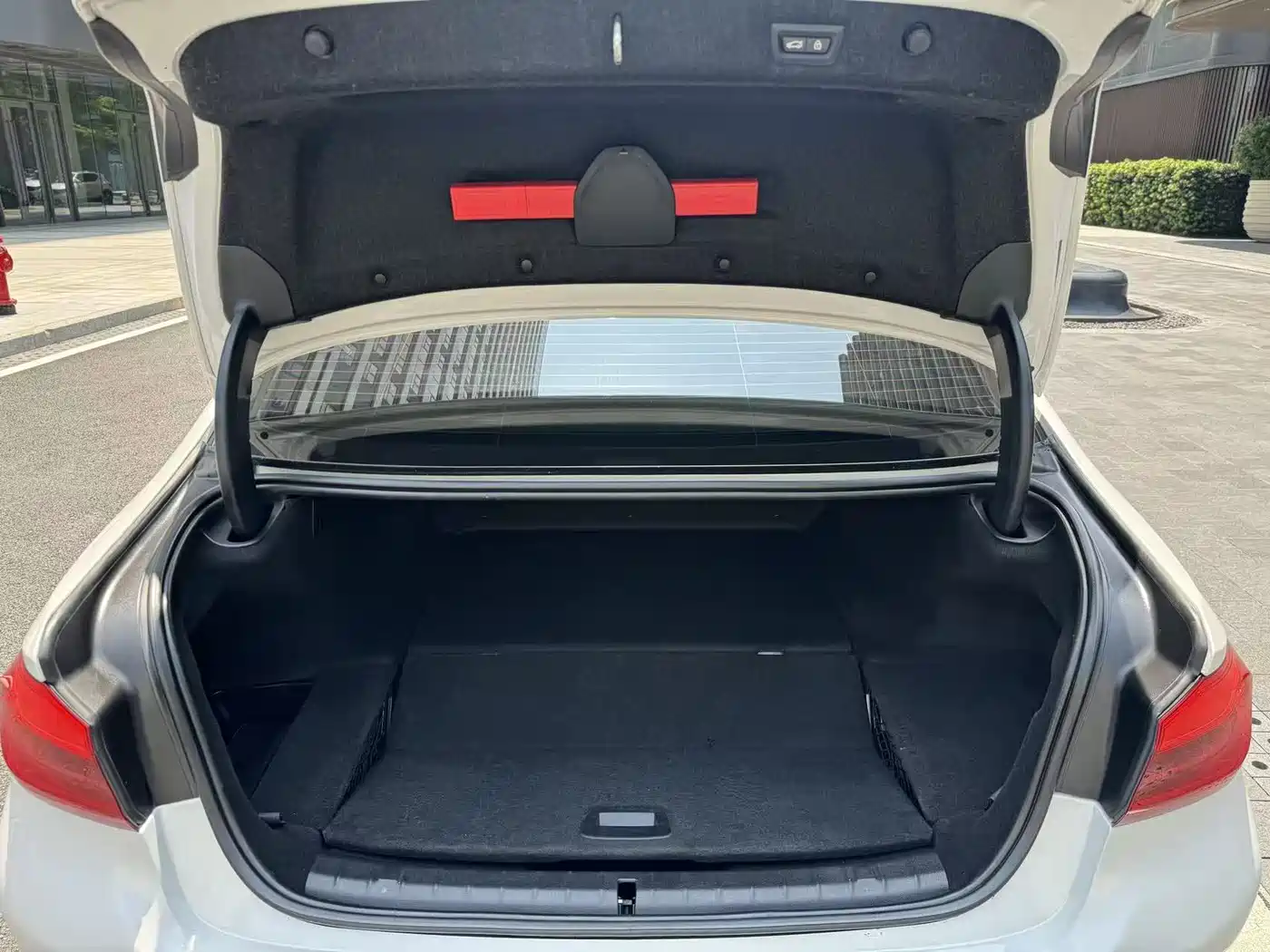 BMW 5 SERIES NEW ENERGY