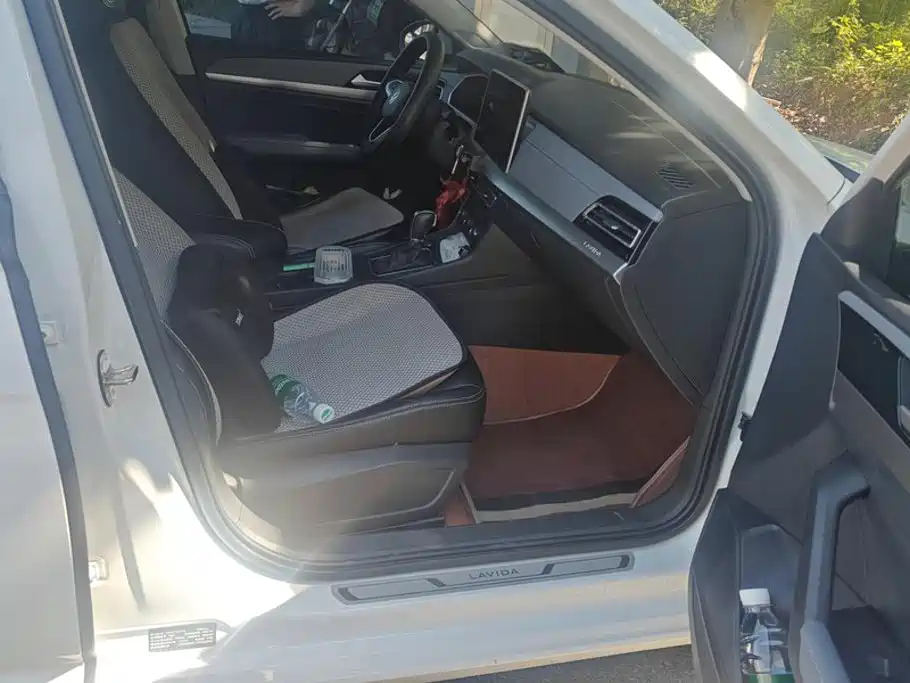 Volkswagen Lavida, миниатюра 8