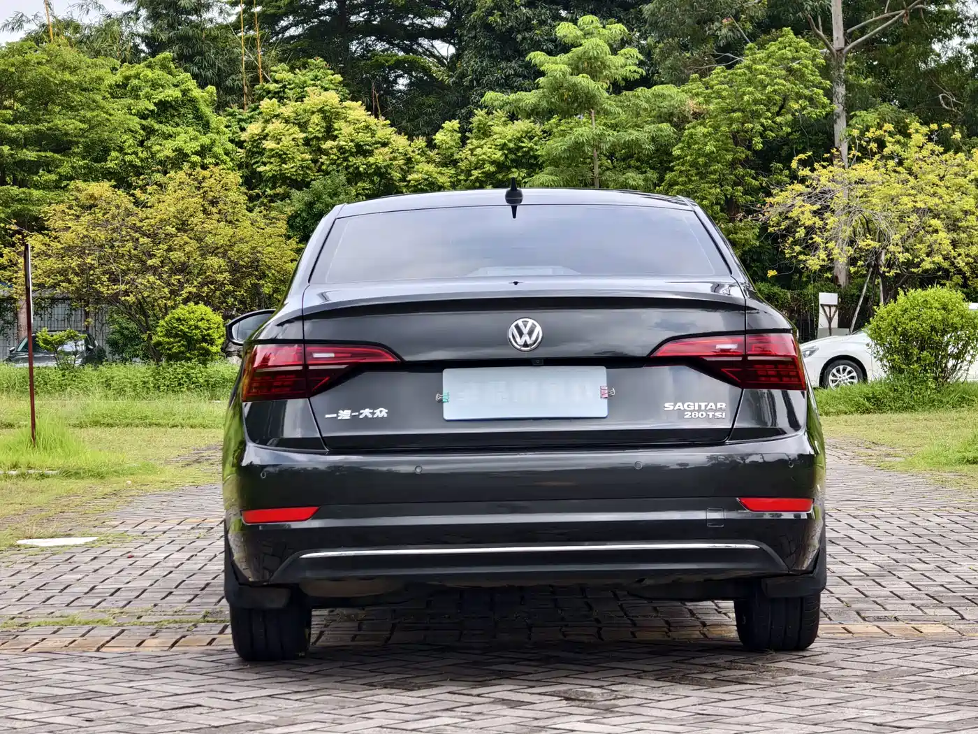 Volkswagen Sagitar, миниатюра 13