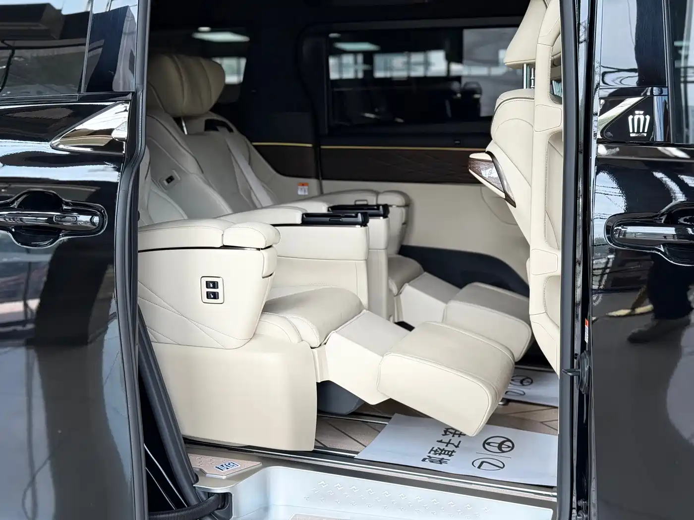 Toyota Vellfire, миниатюра 20