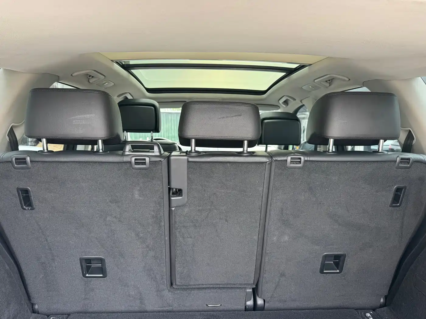 Volkswagen Touareg 2011 3.0TSI Standard фото 14