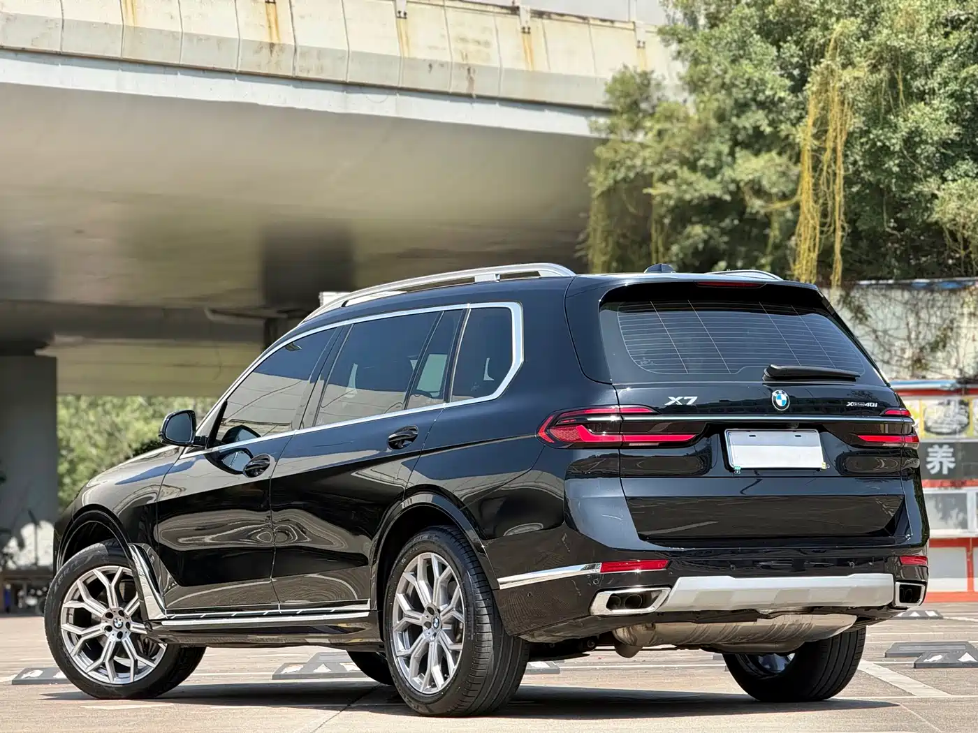 BMW X7 2023 xDrive40i Leading Luxury Package фото 22