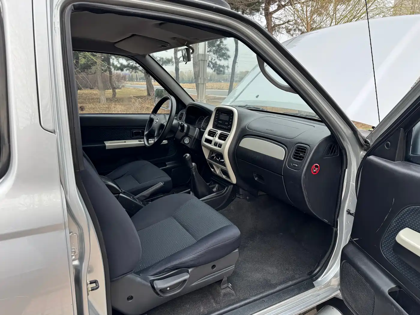 Nissan Paladin 2013 2.4L 4WD Standard (China IV) фото 8
