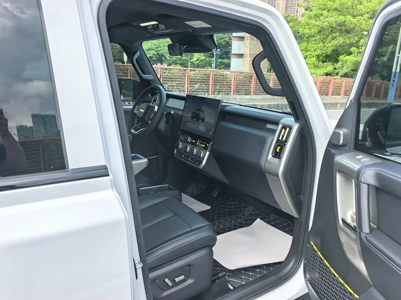 iCAR V23 2026 2025 FWD Premium Model