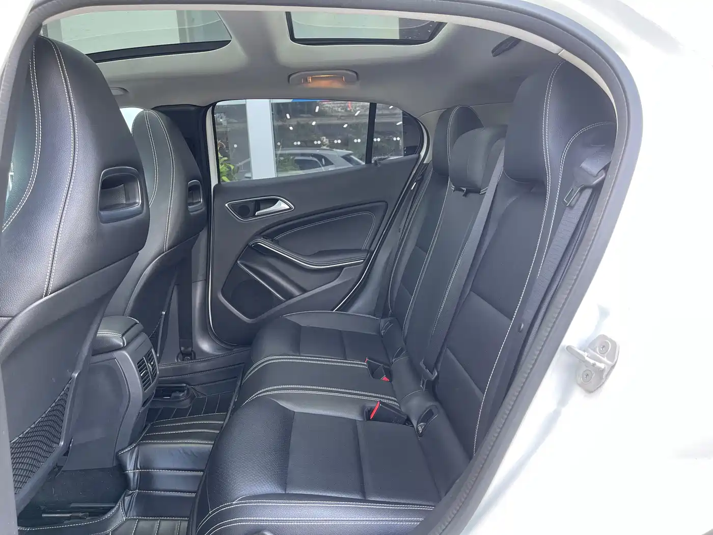 Mercedes-Benz GLA 2015 2015 GLA 200 Dynamic