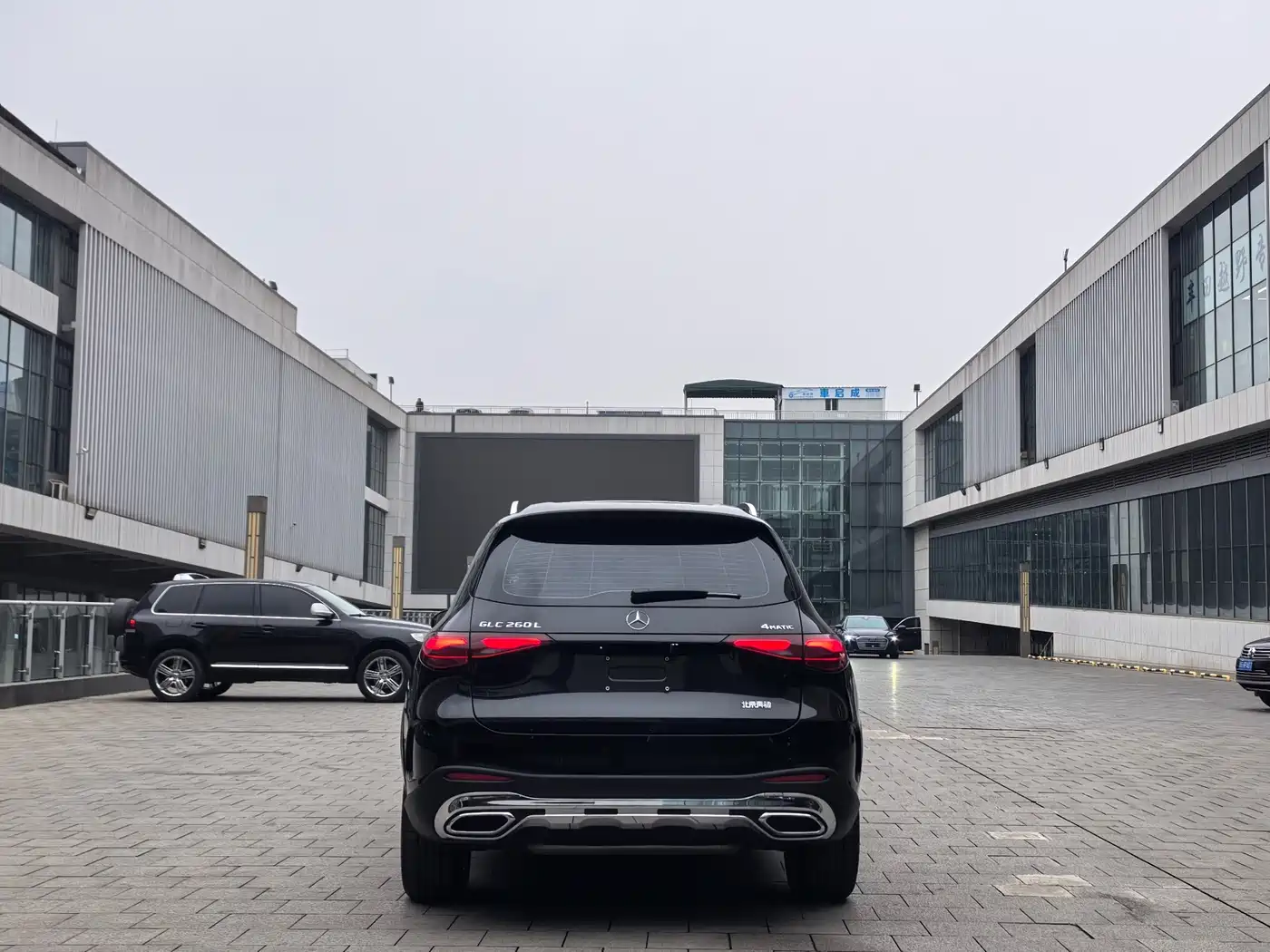 Mercedes-Benz GLC 2023 GLC 260 L 4MATIC Luxury 7-Seater фото 20
