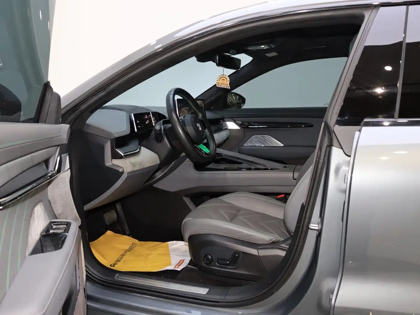 ZEEKR EXTREME KRYPTON 001