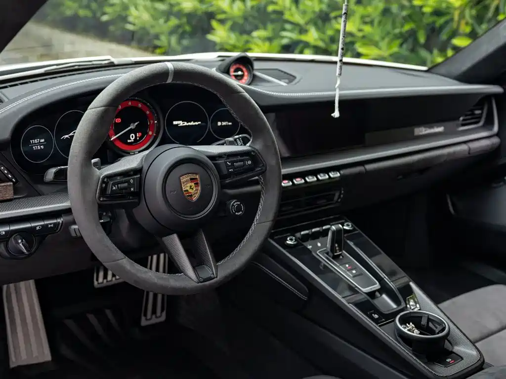 Porsche 911 2023 Dakar 3.0T фото 9