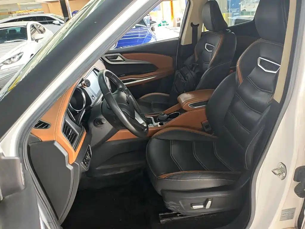 Zotye T300 2018 2017 1.5T CVT Executive