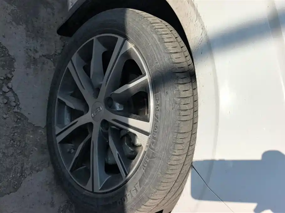 GEELY AUTOMOBILE EMGRAND