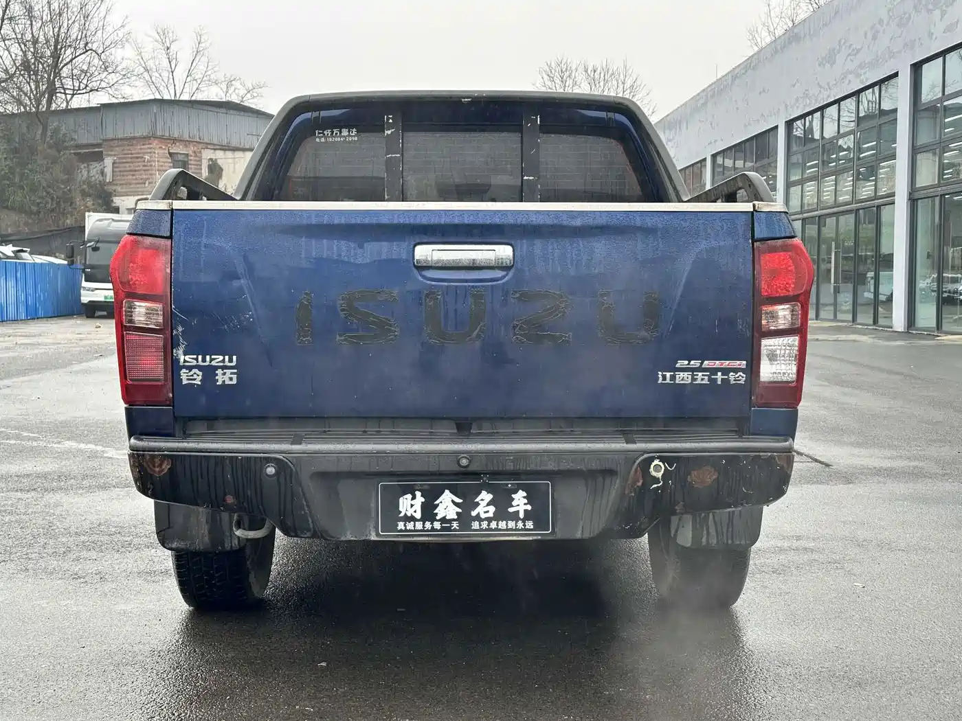 Isuzu Lingtuo 2019 2018 2.5T 2WD Base Model JE4D25Q5A