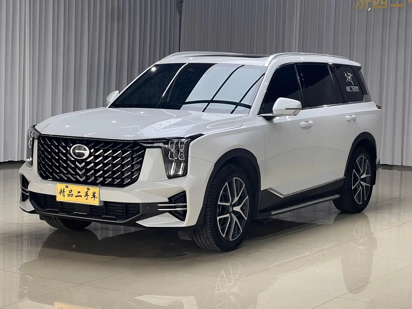 GAC Trumpchi Trumpchi GS8 2024 Navigator Series 2.0TGDI 2WD Luxury Smart Connect Edition