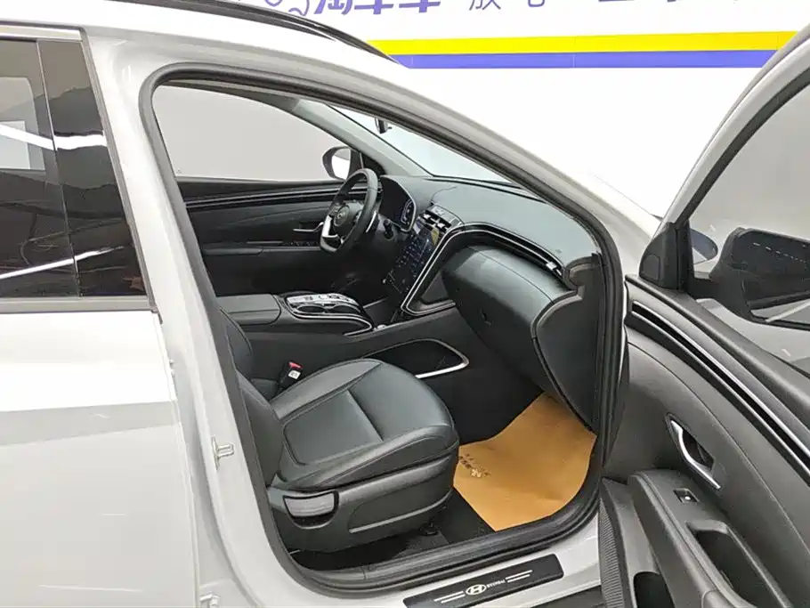 Hyundai Tucson 2023 Tucson L 1.5T Automatic 2WD GLX Elite Edition фото 8