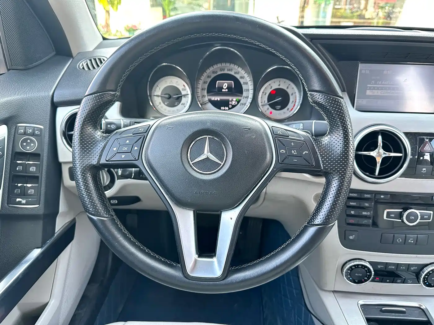 Mercedes-Benz GLK-Class 2013 GLK 300 4MATIC Dynamic фото 7