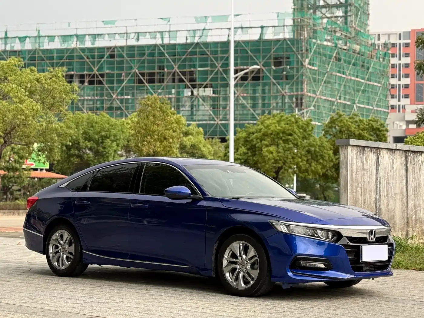 Фото 3 - Honda Accord
