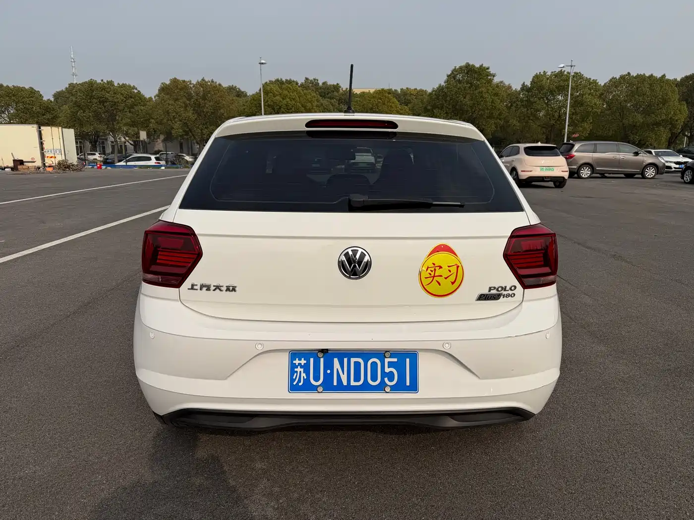 Volkswagen Polo 2019 Plus 1.5L Automatic Colorful Tech Edition фото 6