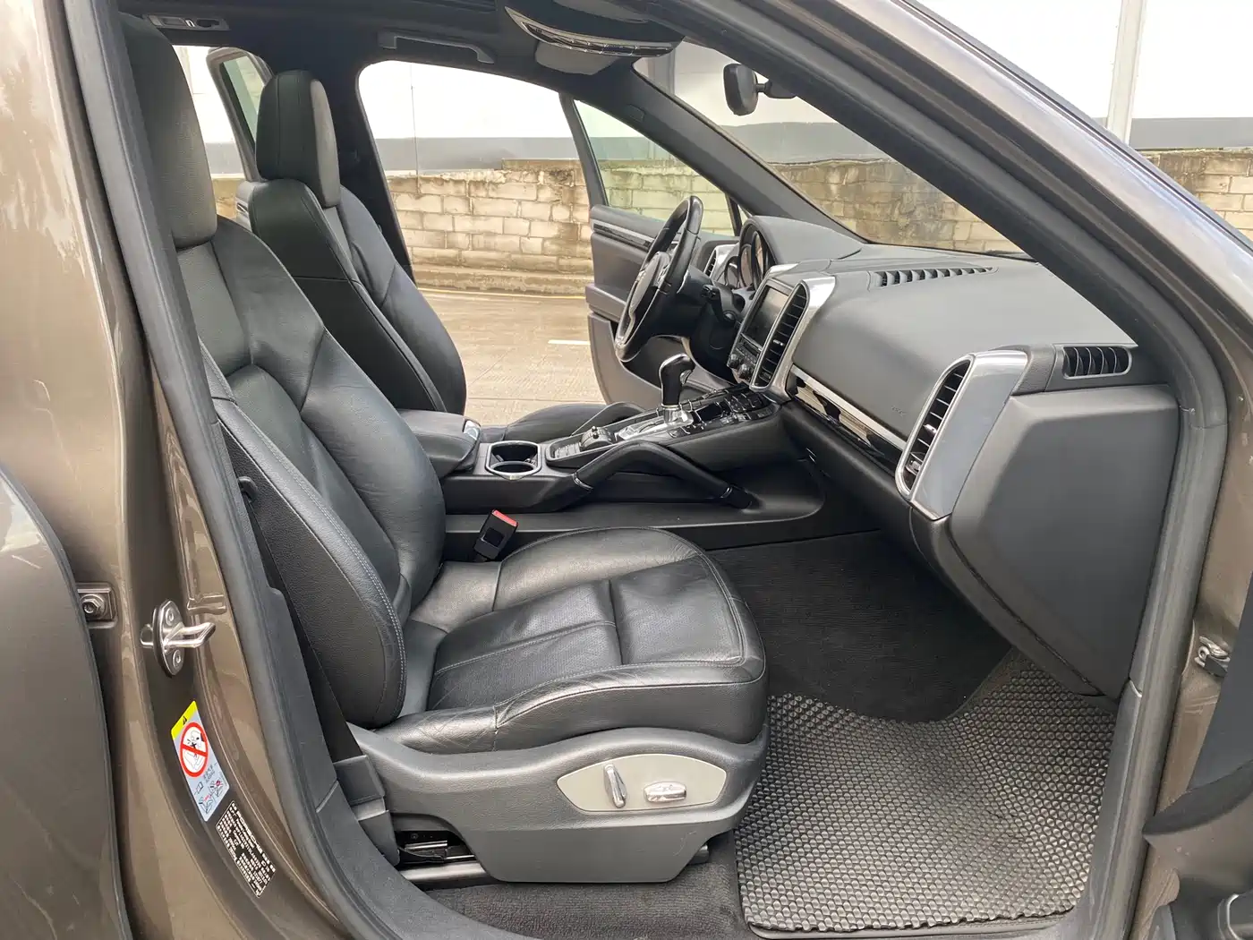 Porsche Cayenne 2011 Cayenne 3.0T фото 13