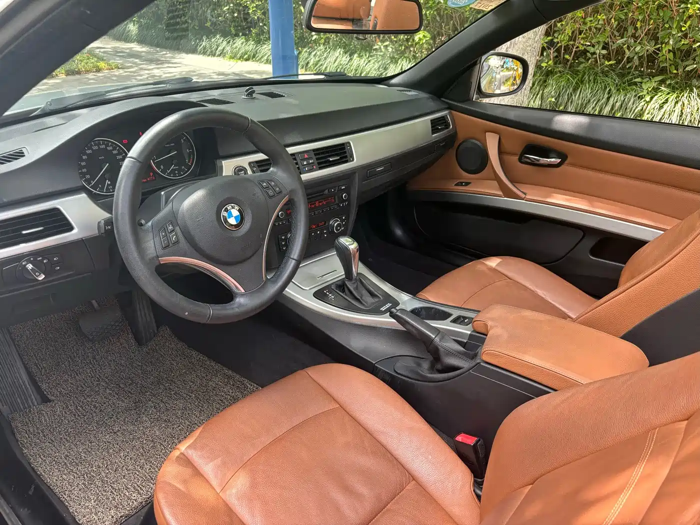 BMW 3 Series (Import) 2013 2011 320i Convertible
